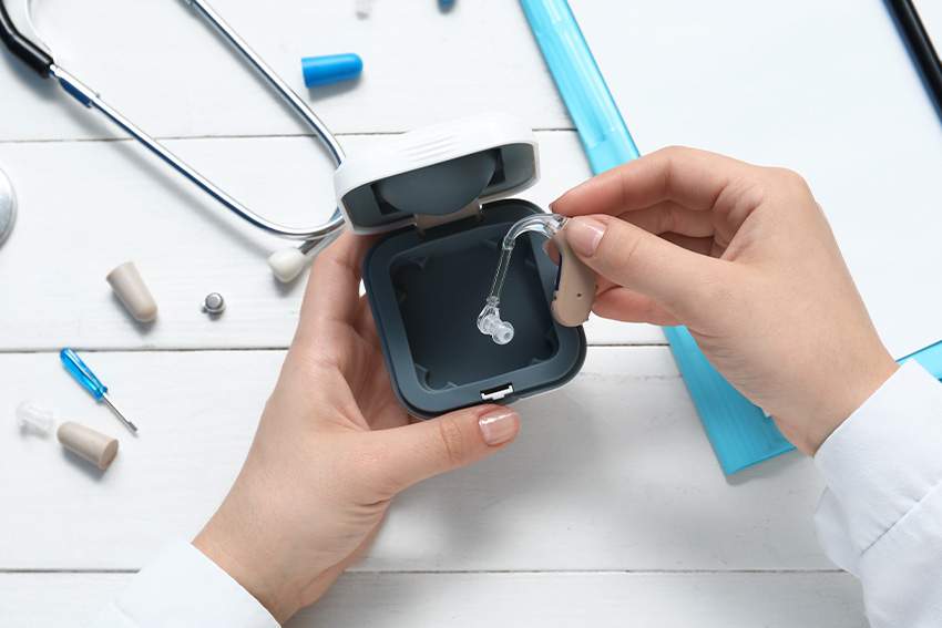 Digital Hearing Aids 101 Blog Image